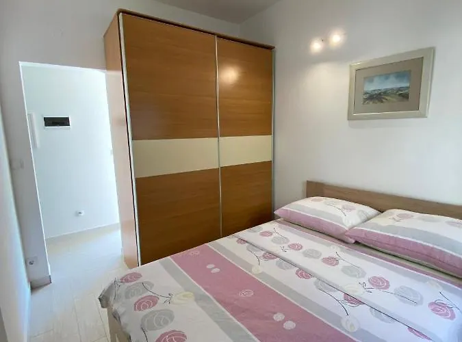 Apartman Cukar Ii * Пула