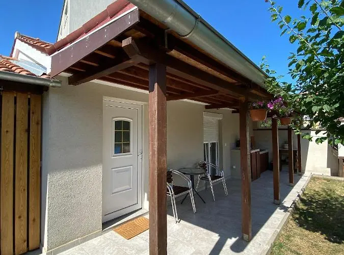 Apartman Cukar Ii Апартаменты